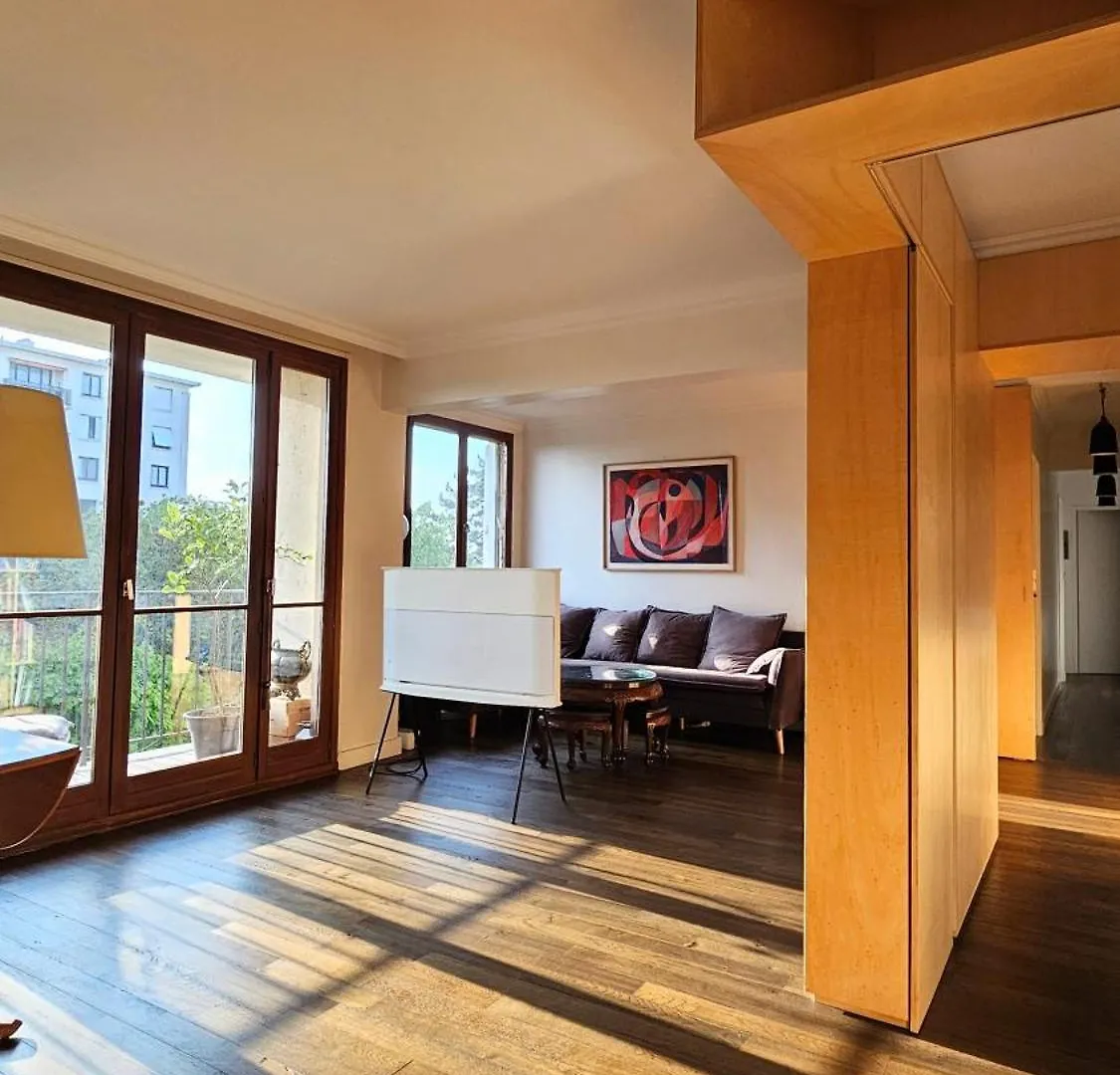Big & Calm Familial Apartment With Balcony, Car Parking And Free Wifi Villejuif