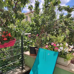  Appartement Calme Et Ensoleillé Dans Maison De