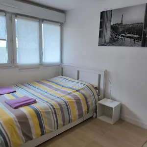  Appartement Studio Paris Sud A Cote Du Metro